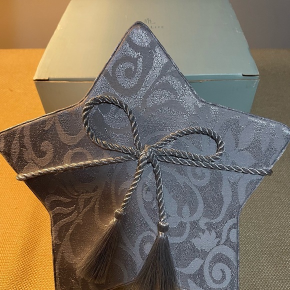 PartyLite Platinum Star Gift Set, 6 scented candles & glass holder in Box - Picture 5 of 8